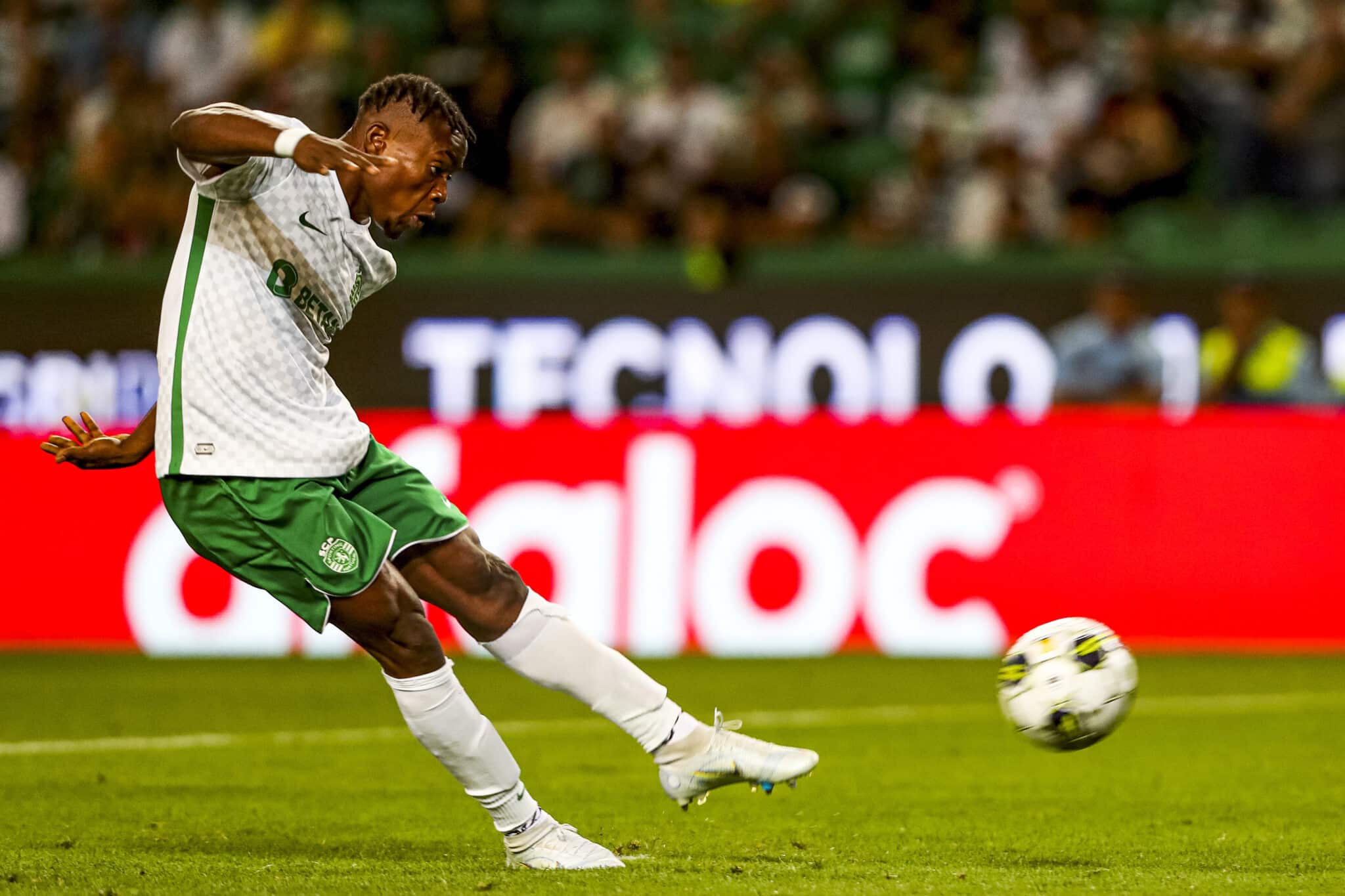 Abdul Issahaku Fatawu: Ghana teen to replace Kudus or Olise? 1 Abdul Fatawu ISSAHAKU