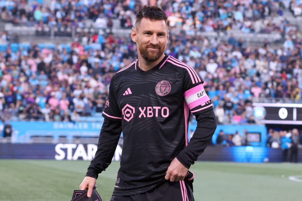 Watch the Ballon d’Or 2023 live in Nigeria - TV and streaming options 1 ICONSPORT sipausa 49137293