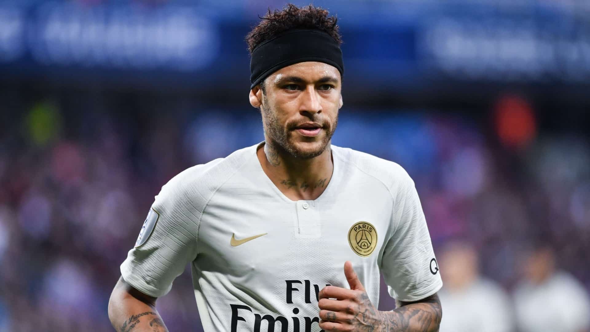PSG Schedule Barca Neymar Transfer Talks Over Angry Fans PSG Barca Neymar Transfer Talks